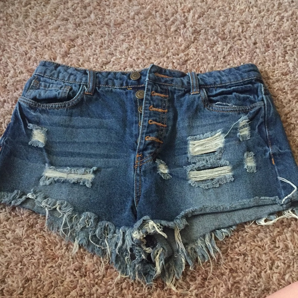 Forever 21 ripped jean shorts
